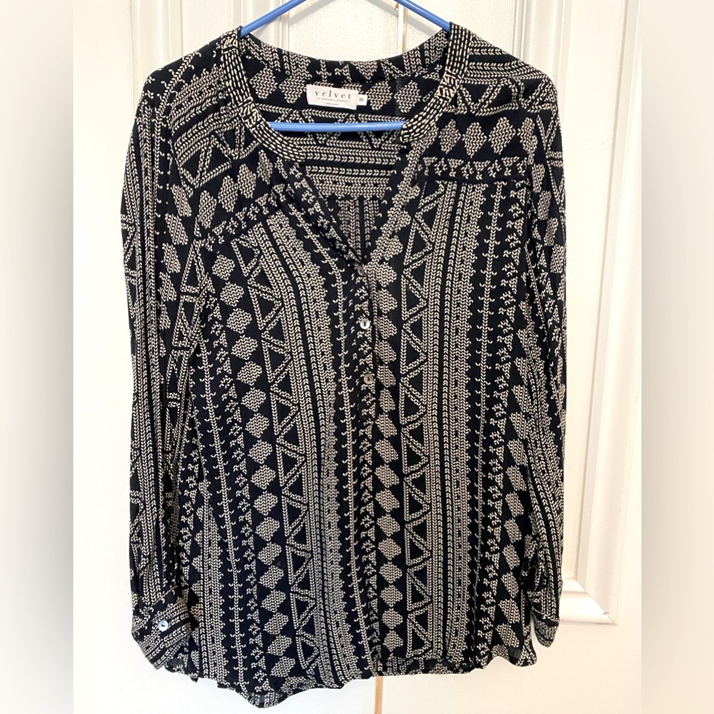 VELVET geometric blouse in XS